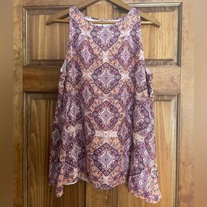 Tabitha Webb Boho Floral, Geometric Pattern, Sleeveless Top. Woman’s size: M